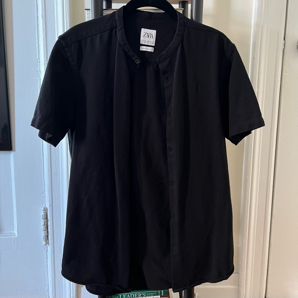 Mens Zara short sleeve button up shirt, black size small